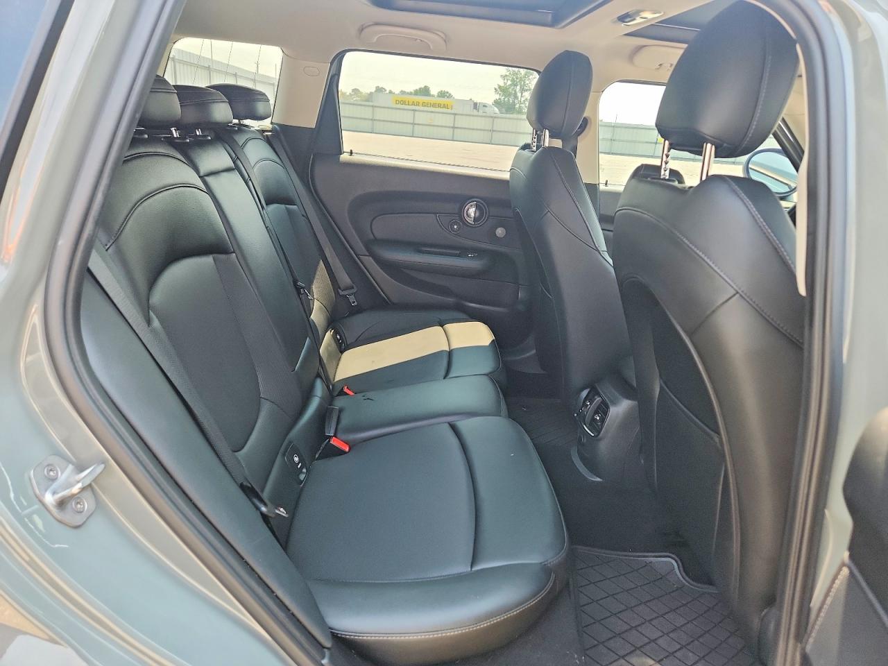 MINI Cooper Clubman