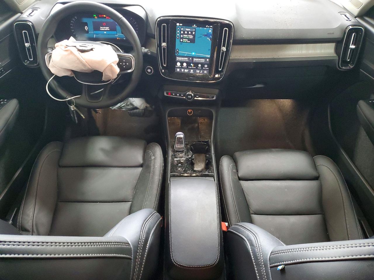 Volvo XC40 Plus