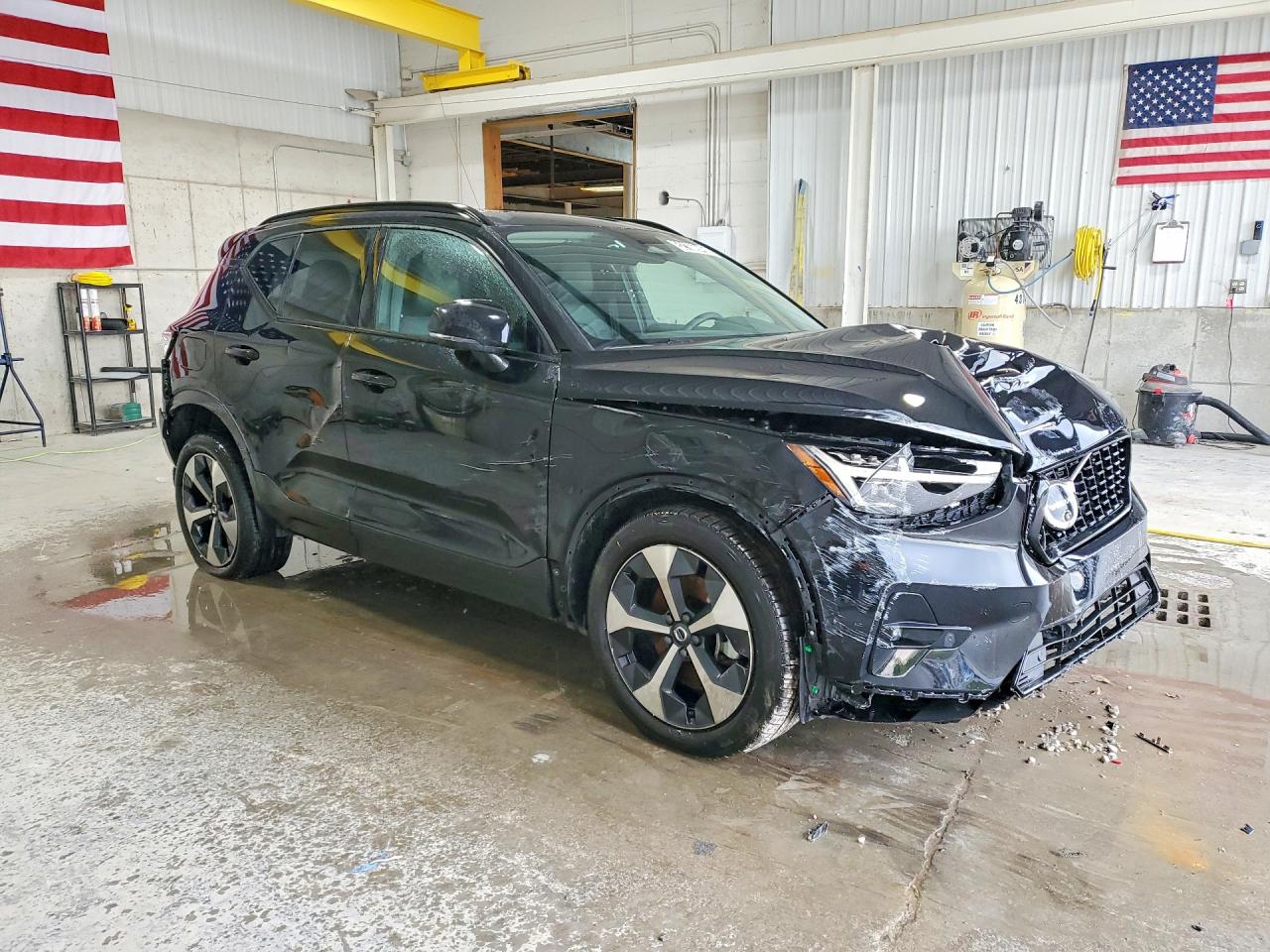 Volvo XC40 Plus