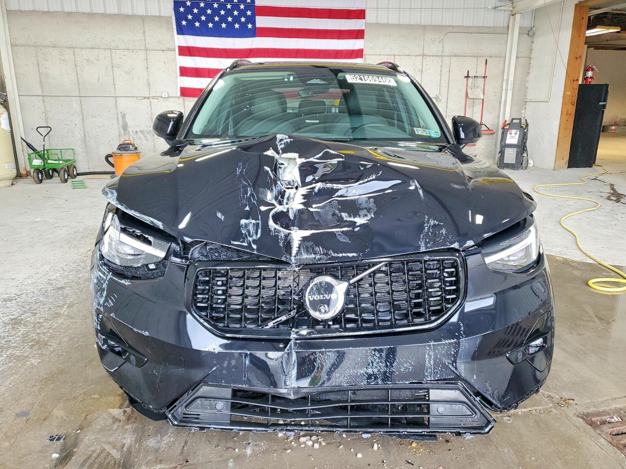 Volvo XC40 Plus