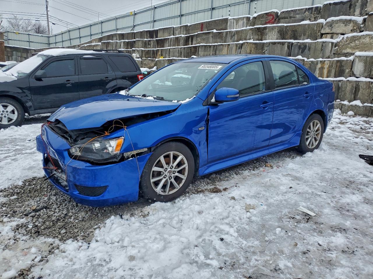 Salvage Mitsubishi Lancer Image