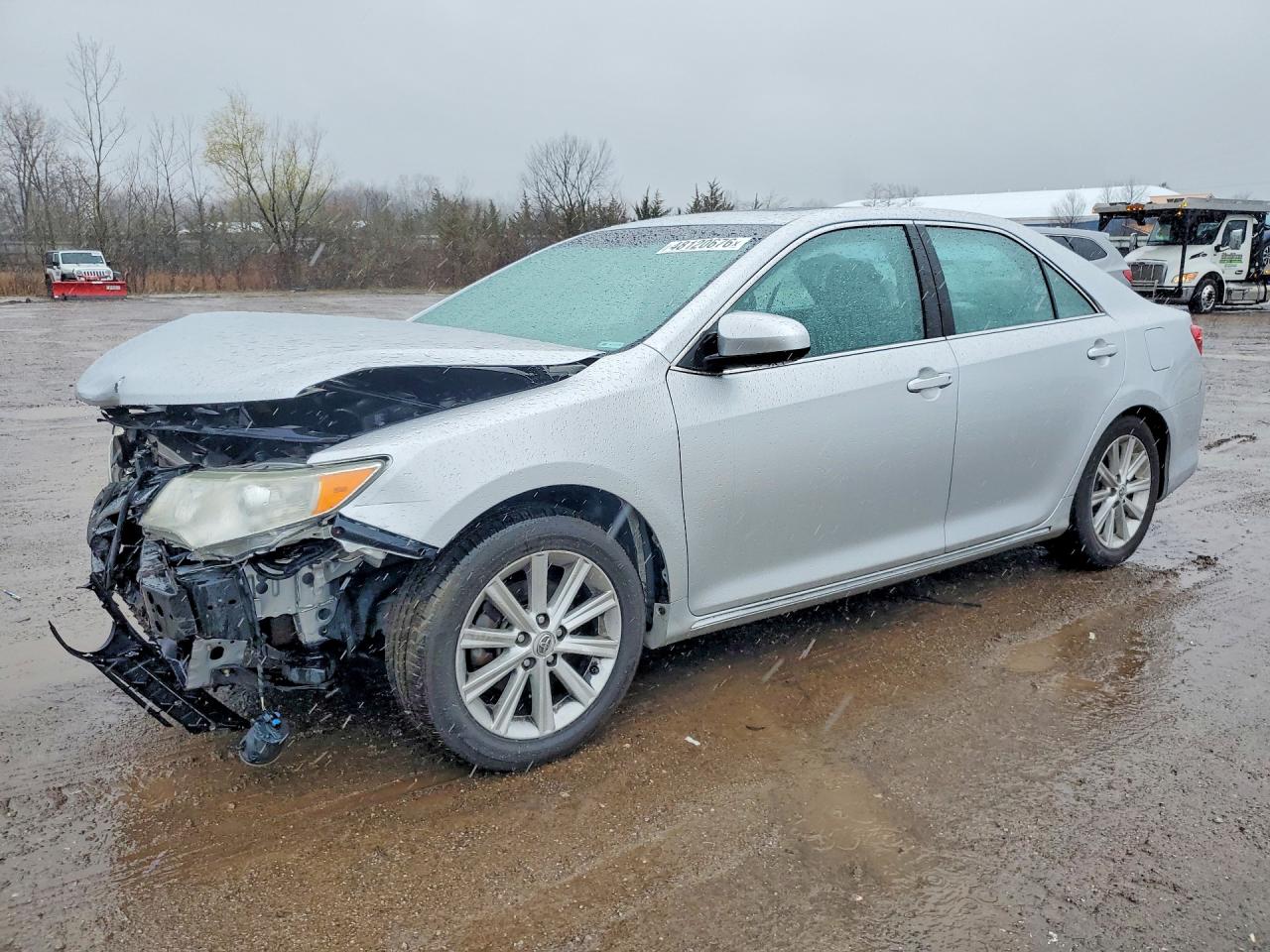 Salvage Toyota Camry Image