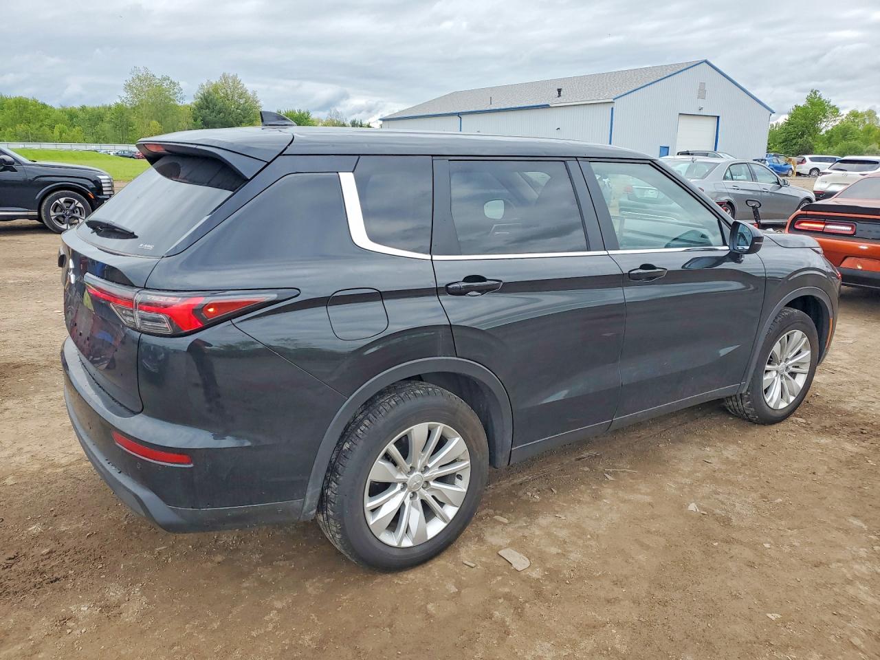 Mitsubishi Outlander Es