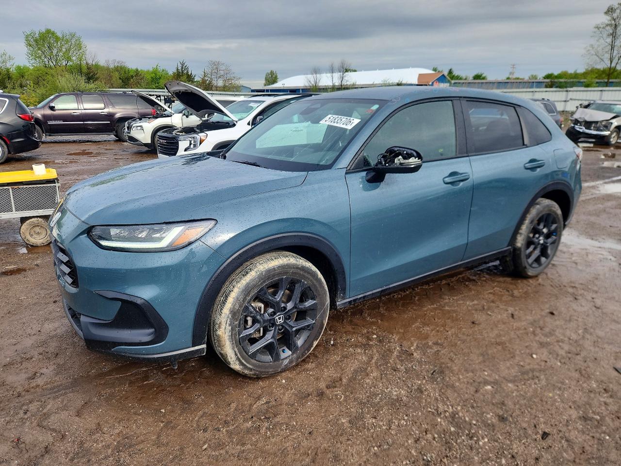 Salvage Honda HR-V Image