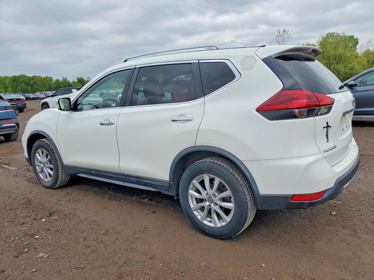 Nissan Rogue Sv