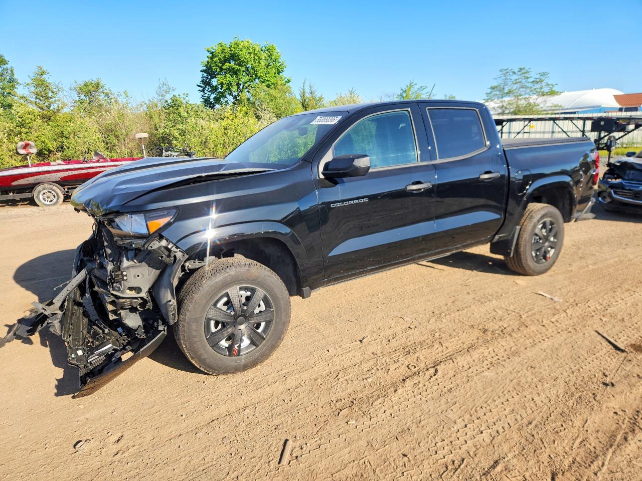 Salvage Chevrolet Colorado Image
