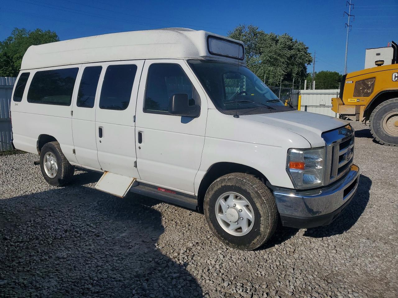 Ford Econoline E250 Van