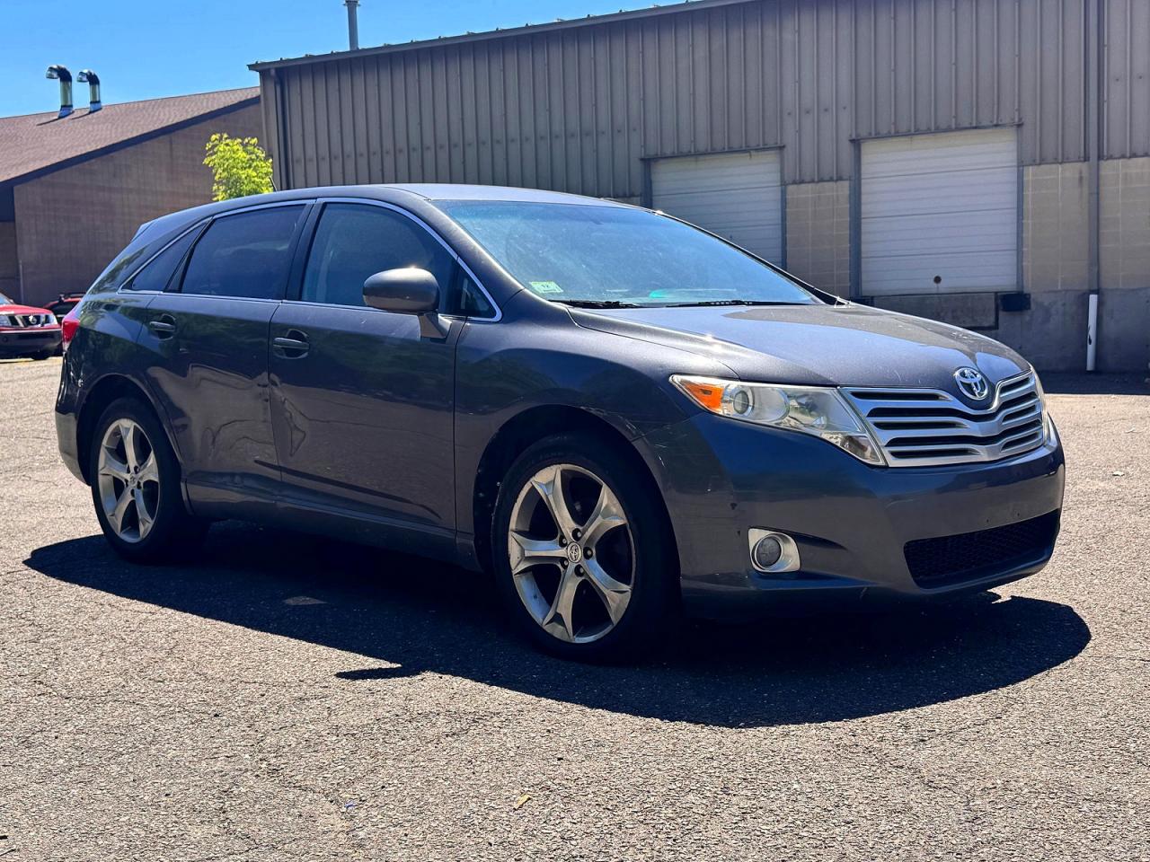 Salvage Toyota Venza Image