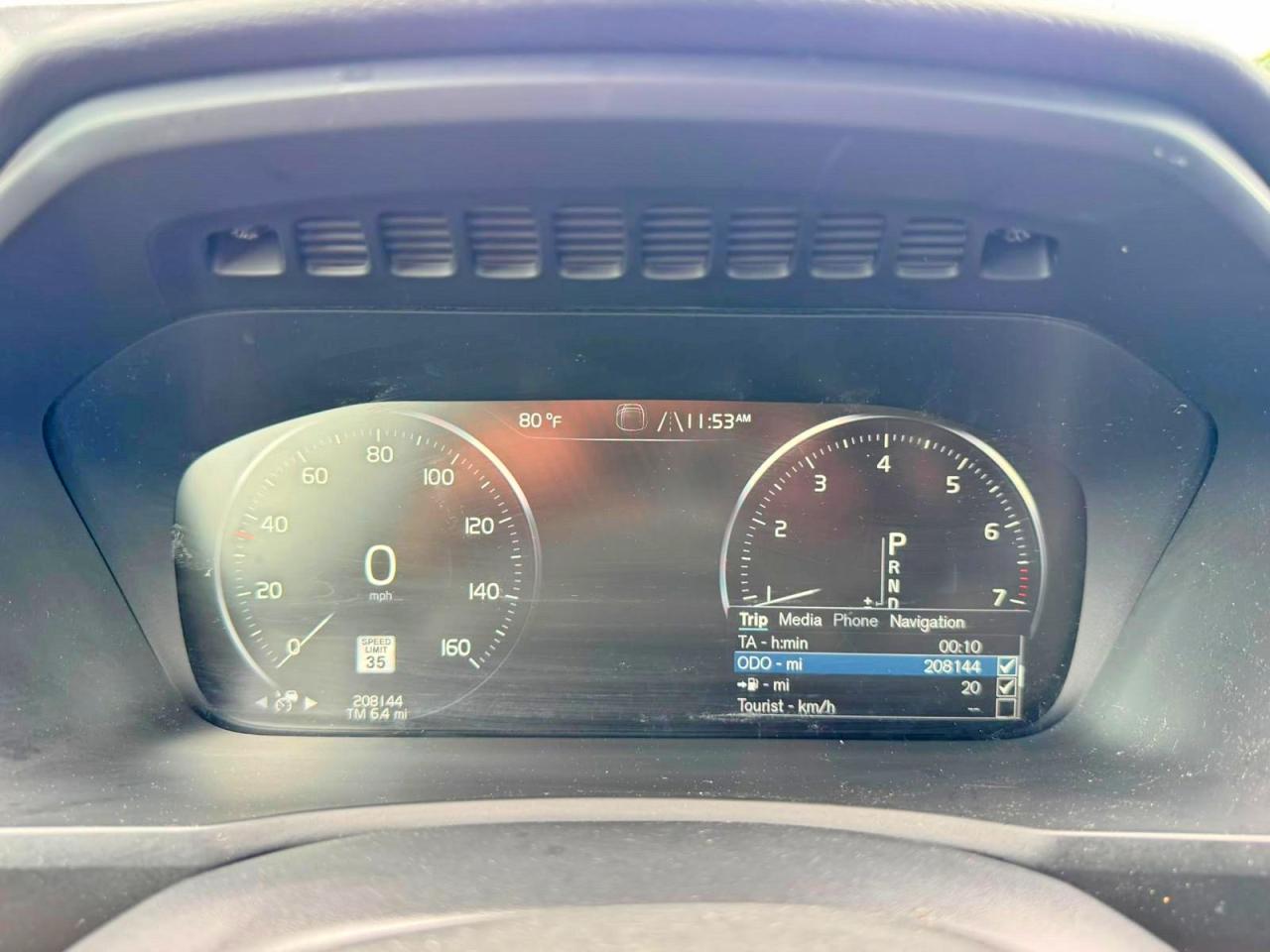 Volvo XC90 T6