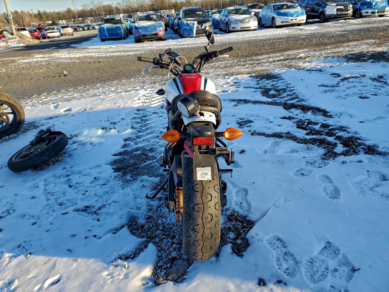 Yamaha Xsr700
