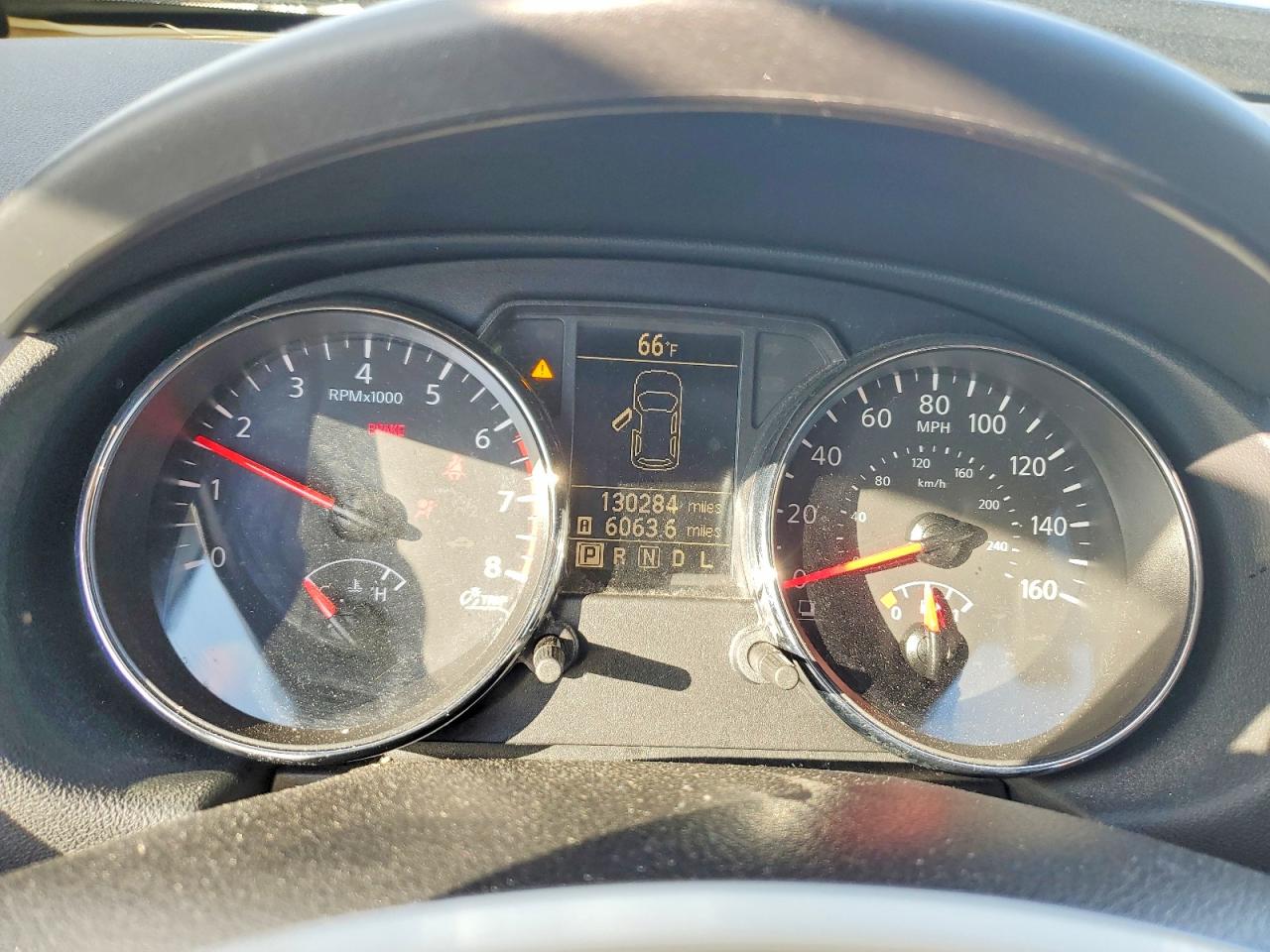 Nissan Rogue S