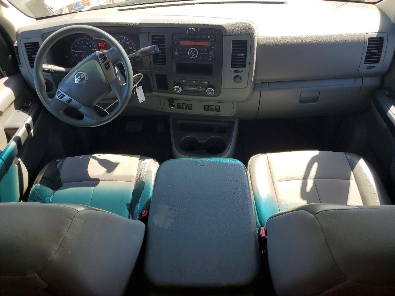 Nissan Nv