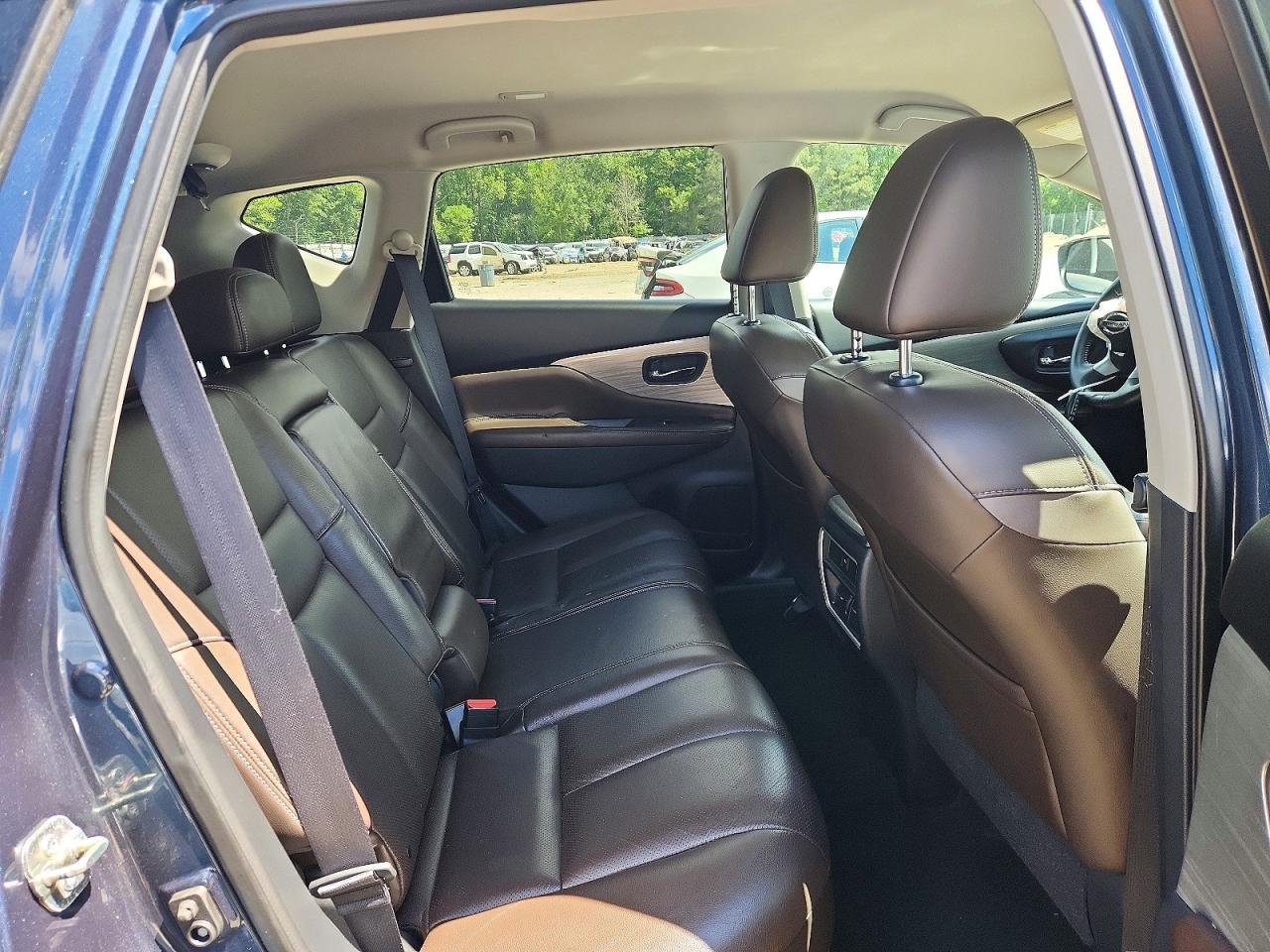 Nissan Murano S