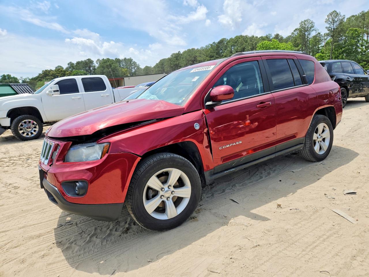 Salvage Jeep Compass Image