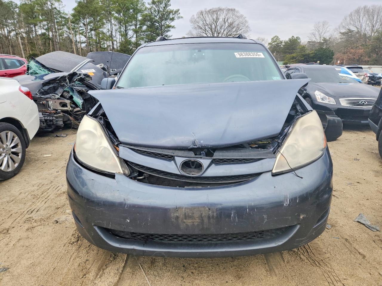 Toyota Sienna Ce