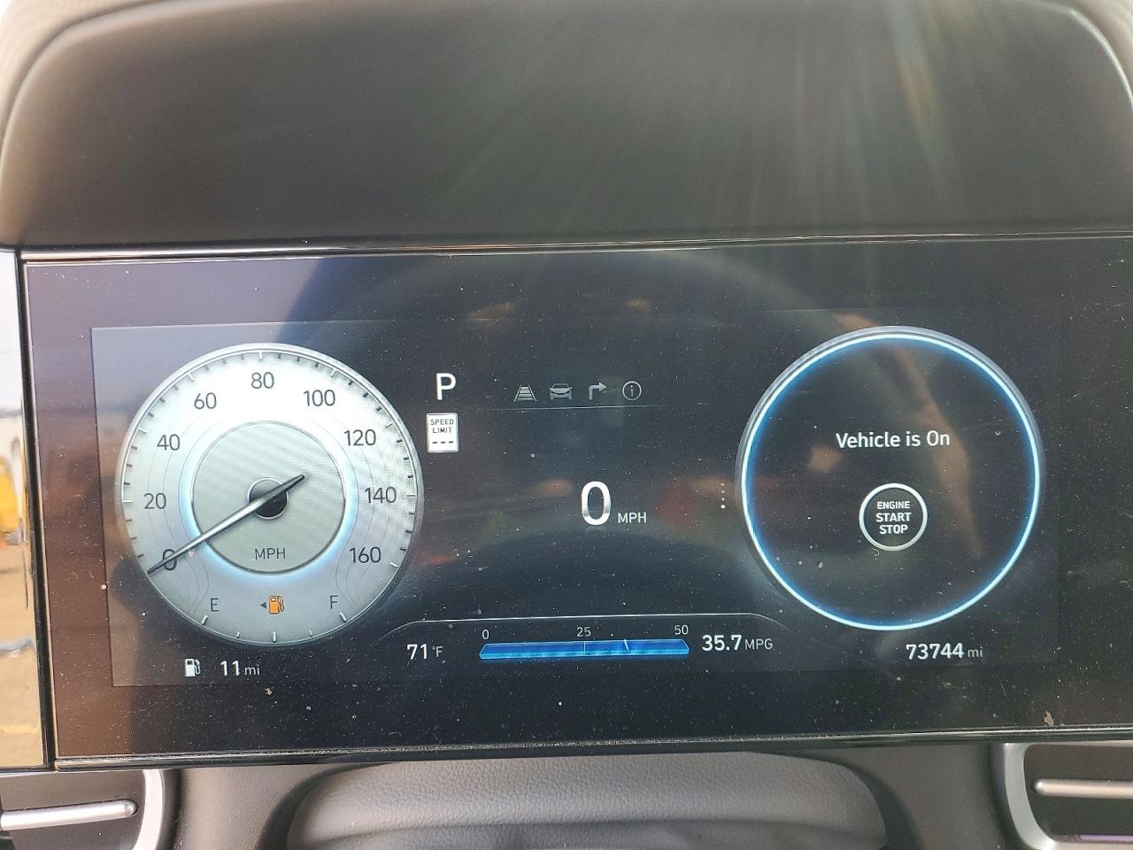 Hyundai ELANTRA Sel