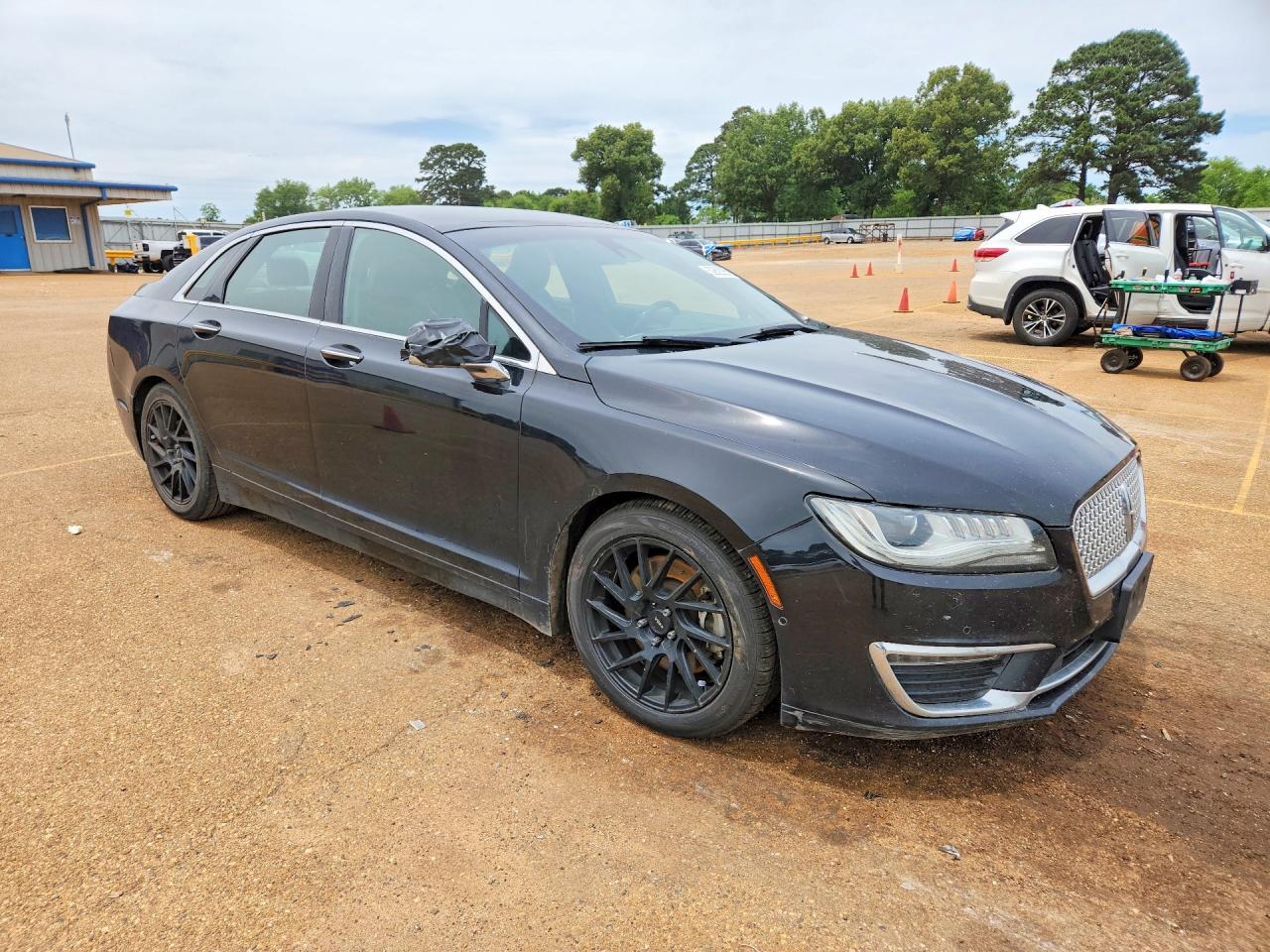 Lincoln MKZ Reserve