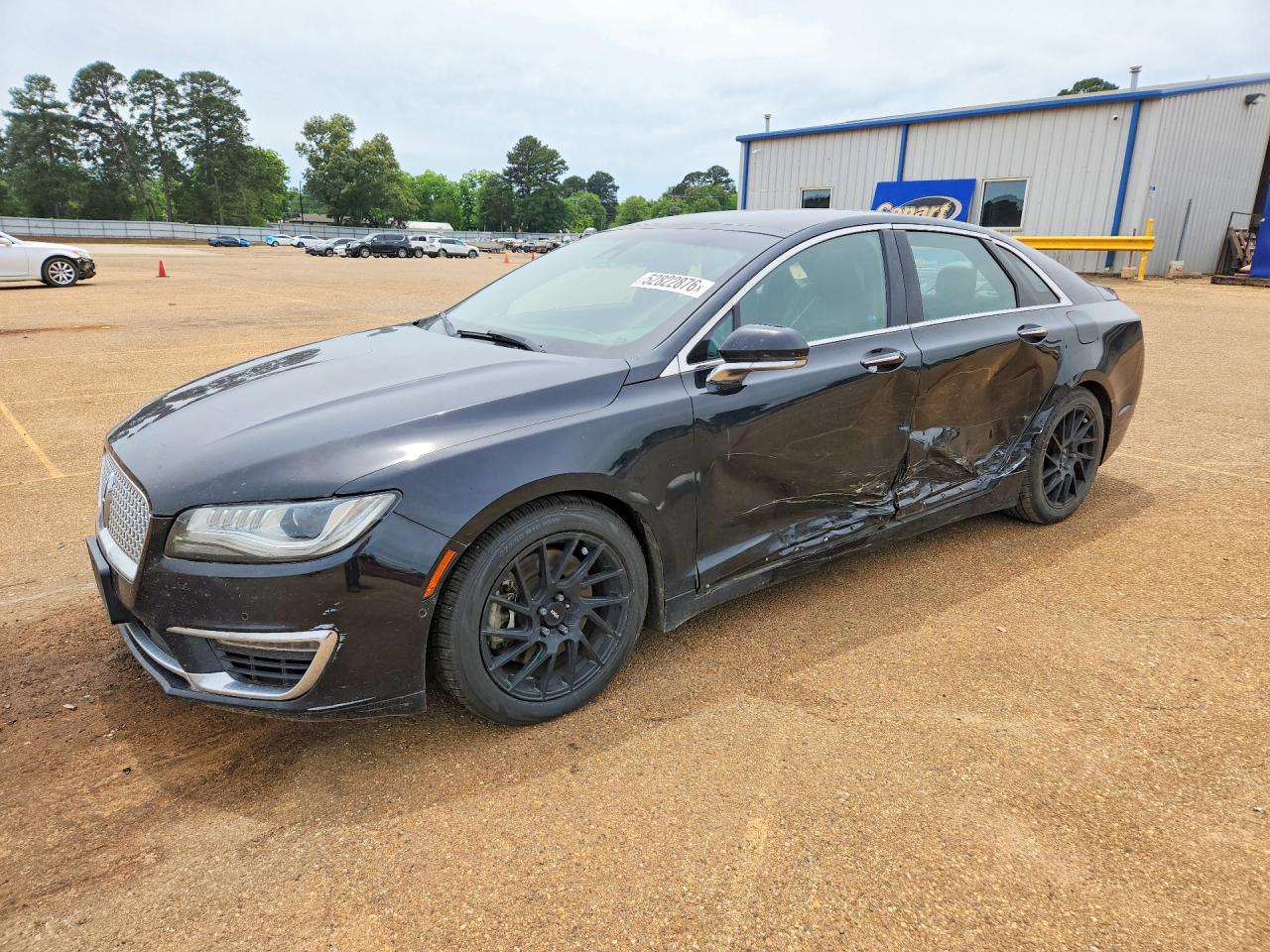 Salvage Lincoln MKZ Image