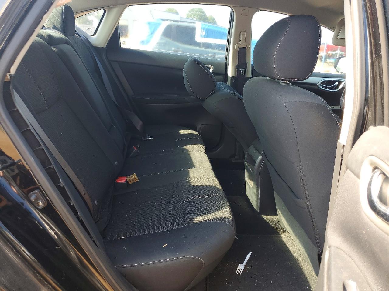 Nissan Sentra S