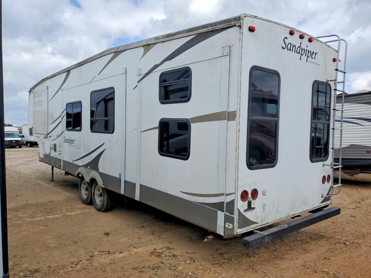 Sandpiper Trailer
