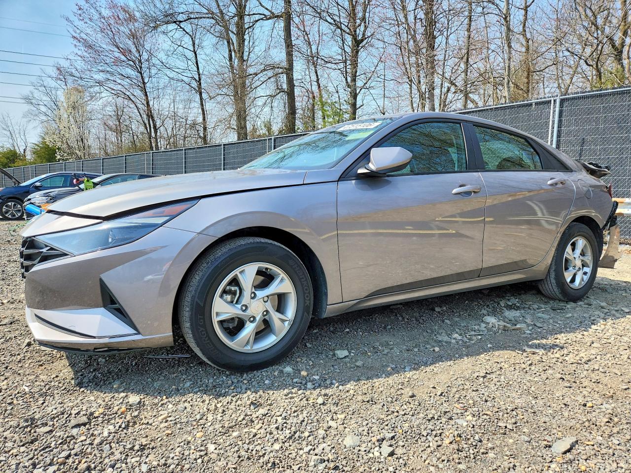Salvage Hyundai ELANTRA Image