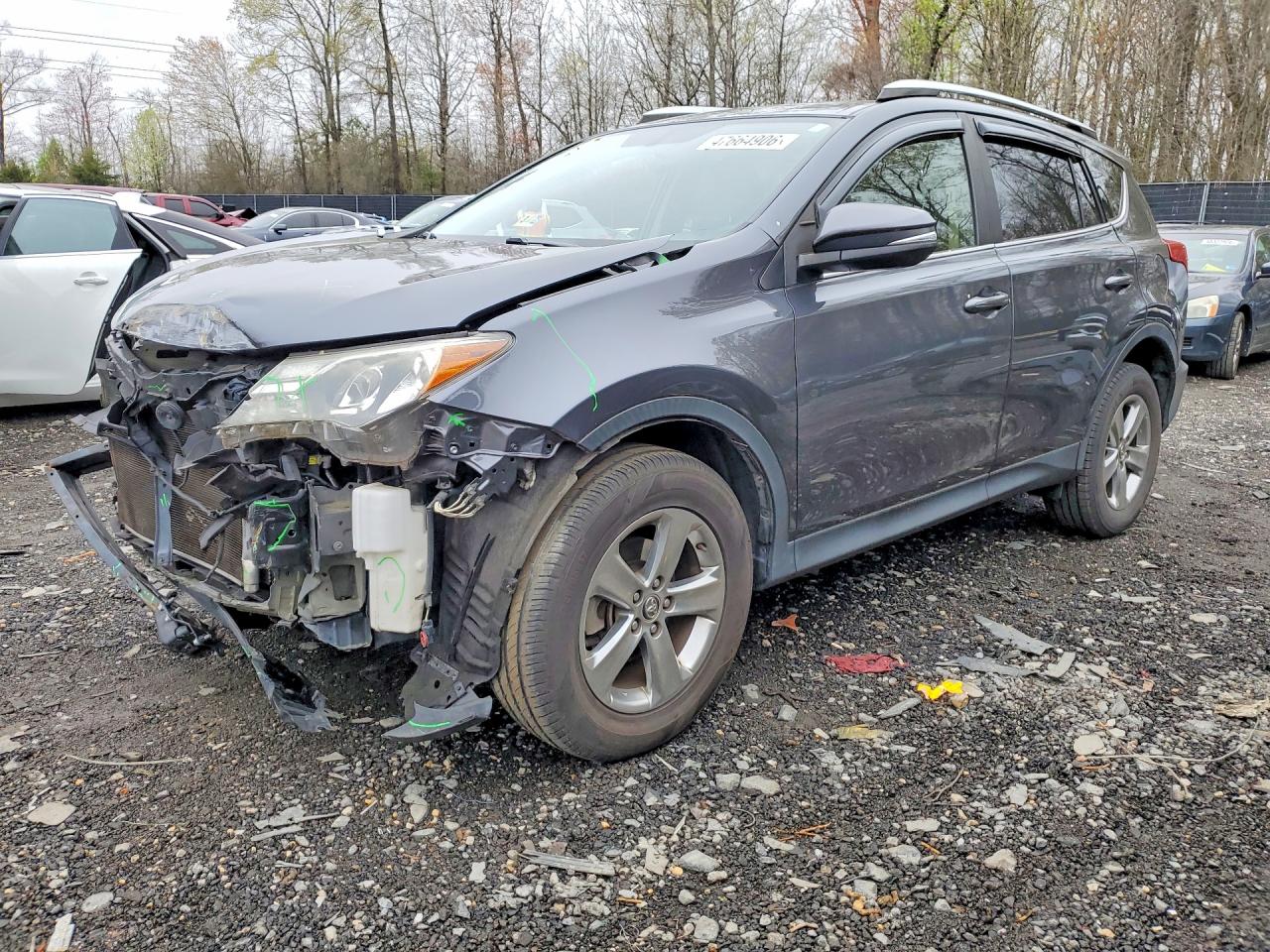 Salvage Toyota RAV4 Image