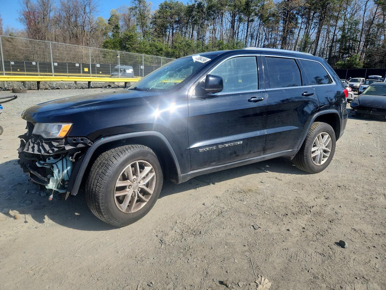 Salvage Jeep Cherokee Image
