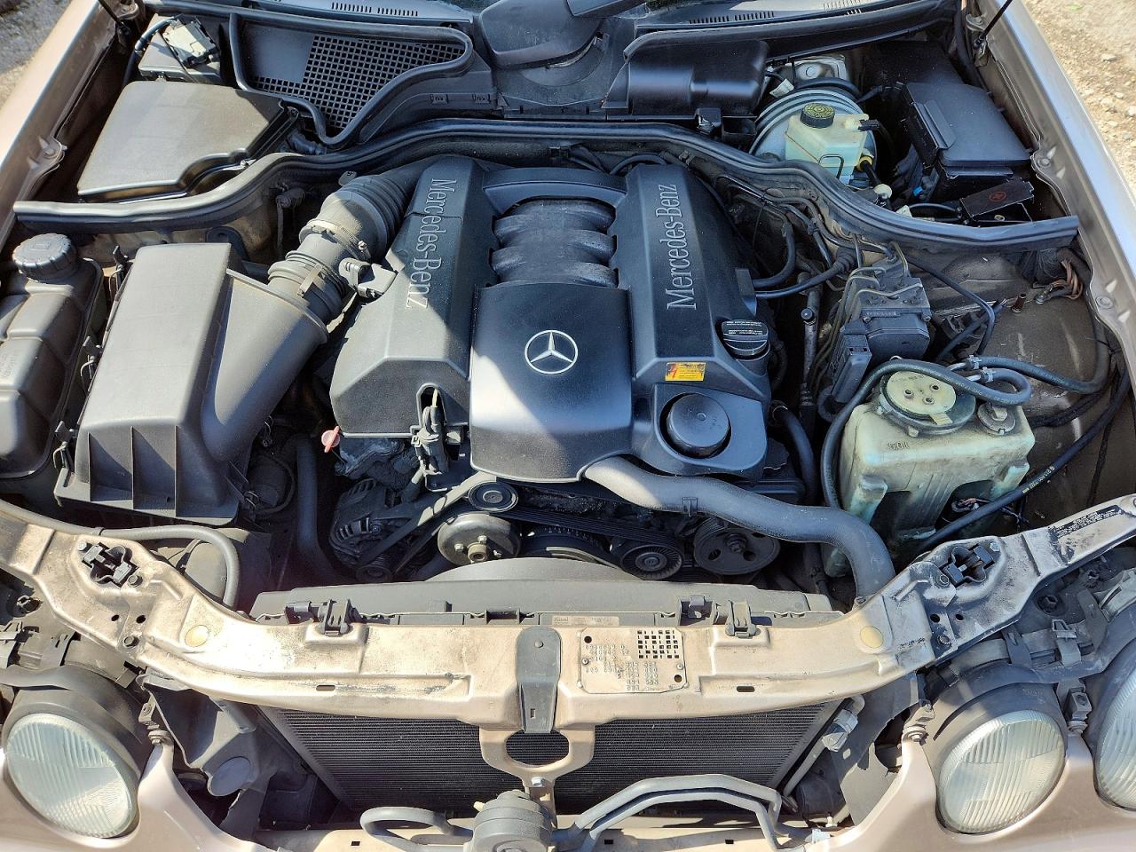 Mercedes-Benz E-Class 320