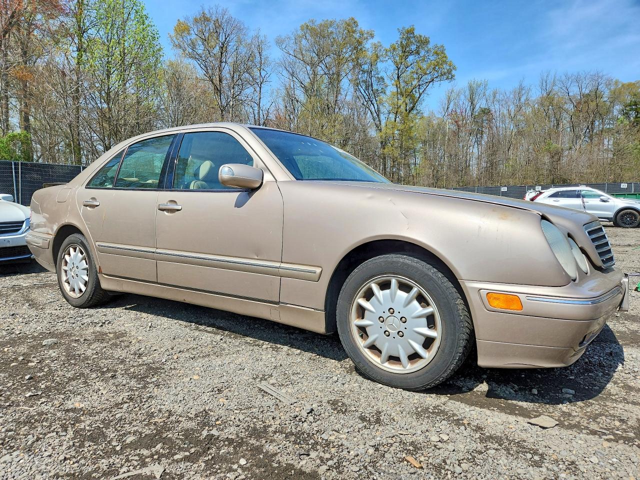 Mercedes-Benz E-Class 320