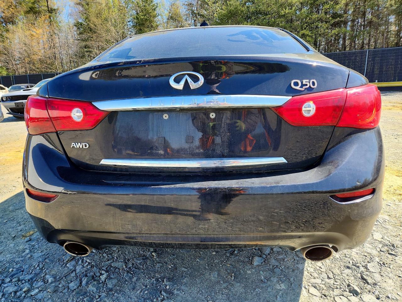 INFINITI Q50 Premium