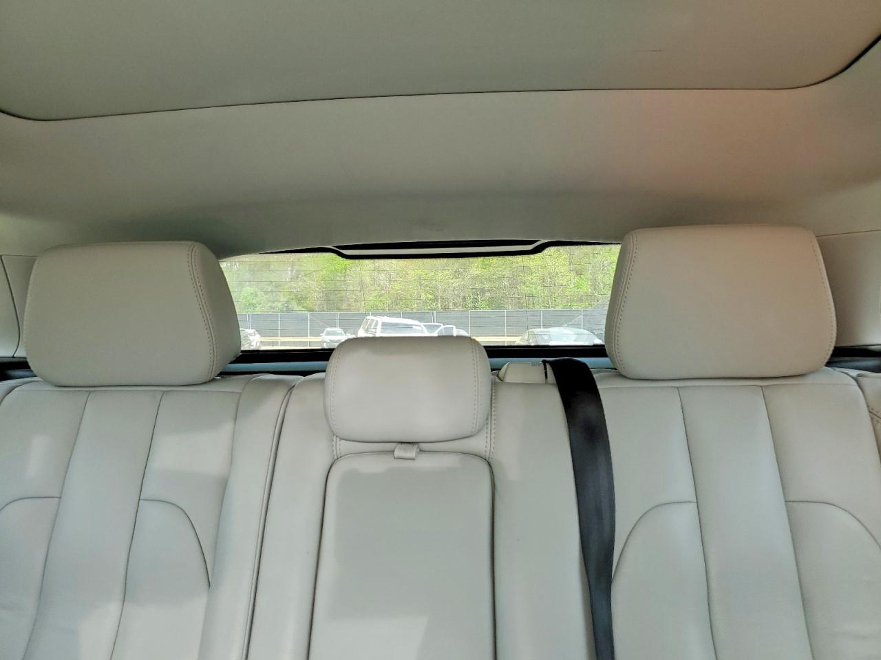 Land Rover Range Rover Pure Plus