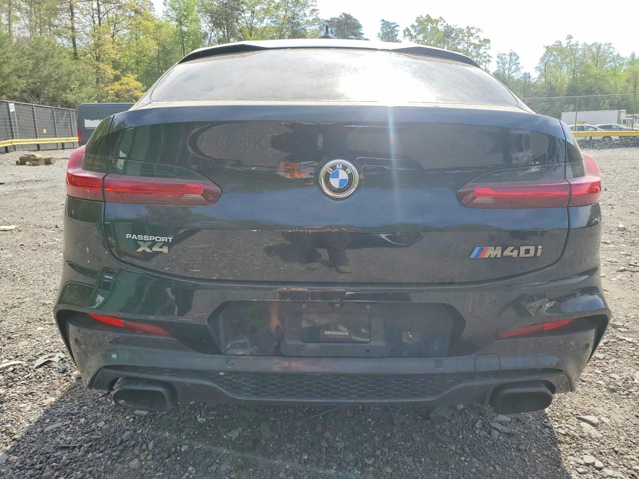 BMW X Series M40i