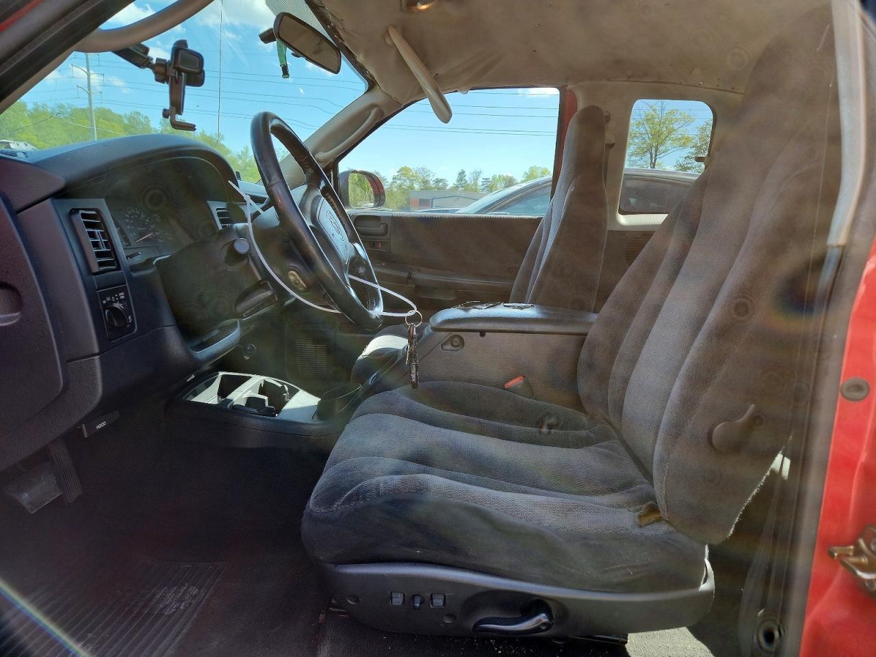 Dodge Dakota Slt