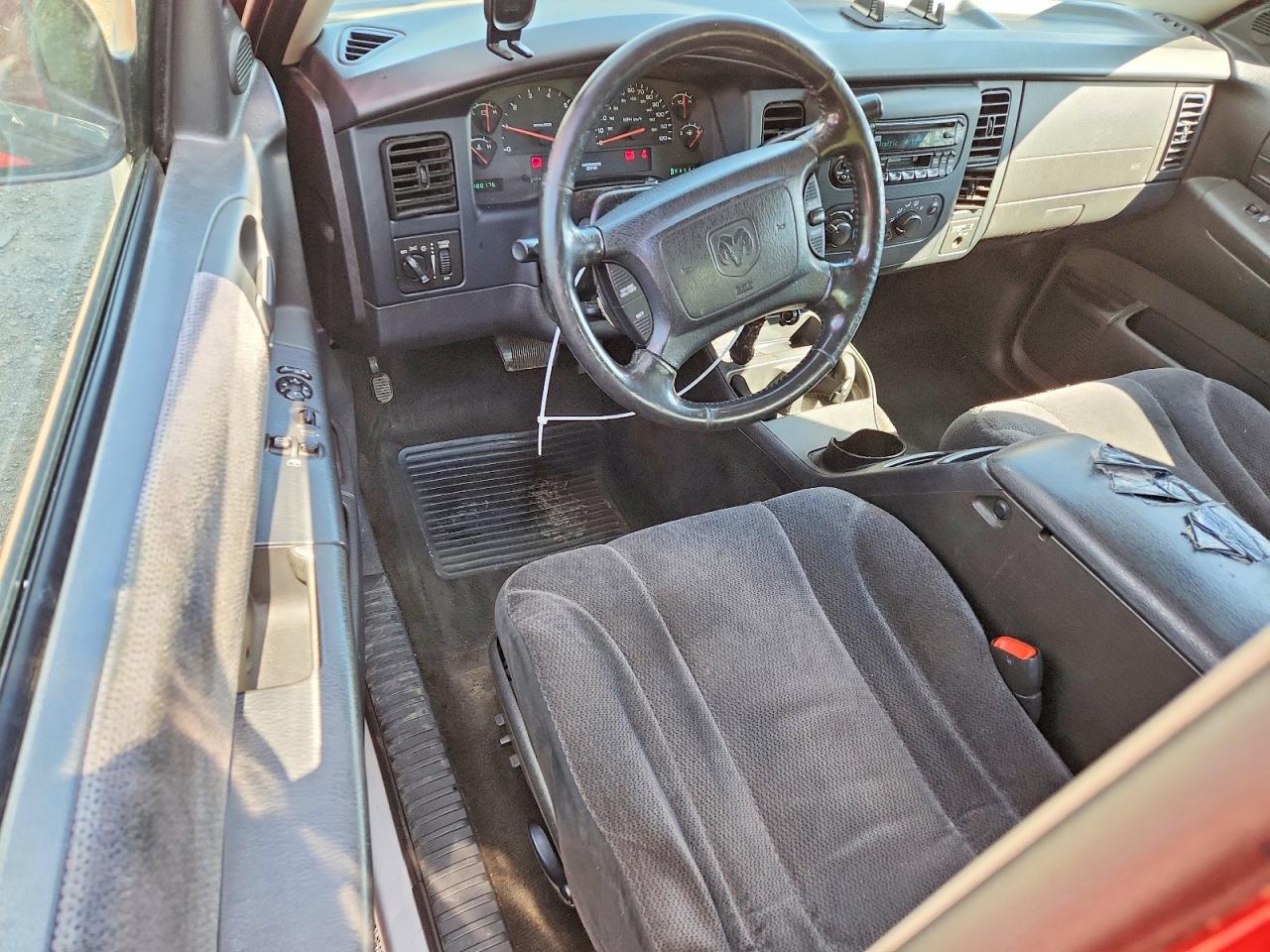 Dodge Dakota Slt