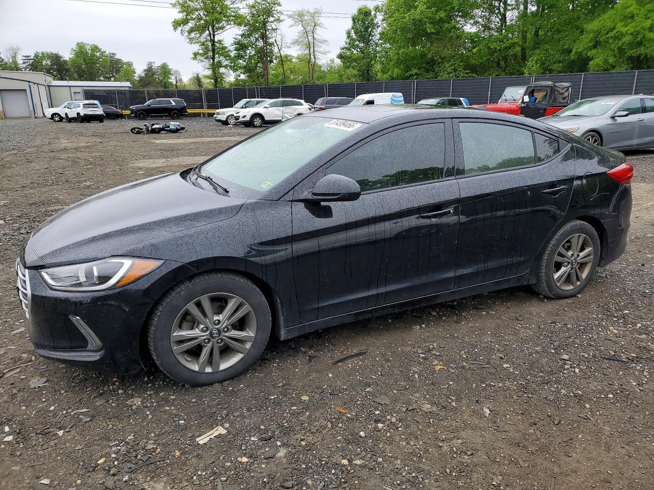 Salvage Hyundai ELANTRA Image