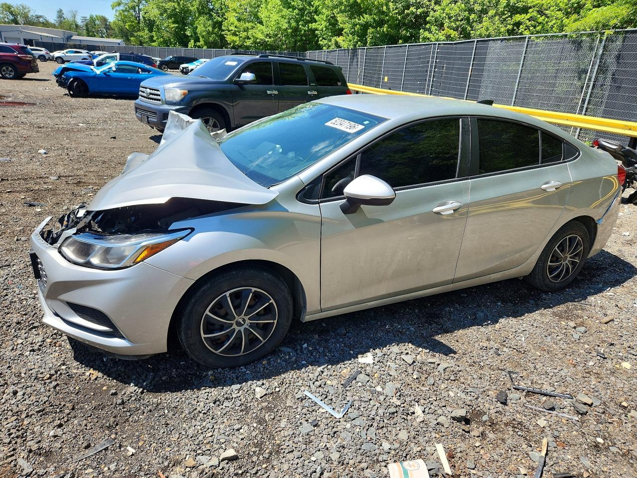 Salvage Chevrolet Cruze Image