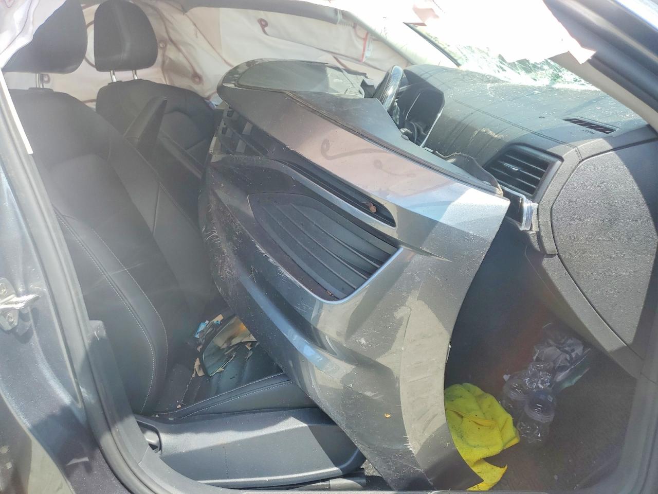 Volkswagen Jetta S