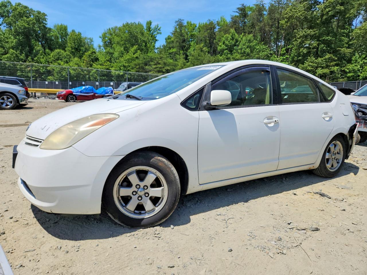 Salvage Toyota Prius Image