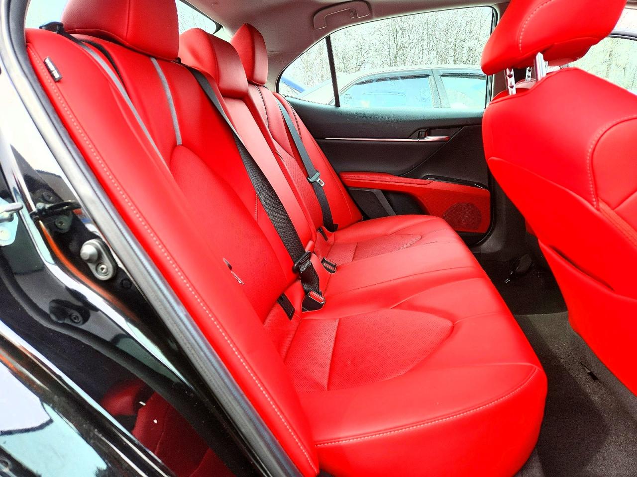 Toyota Camry Xse