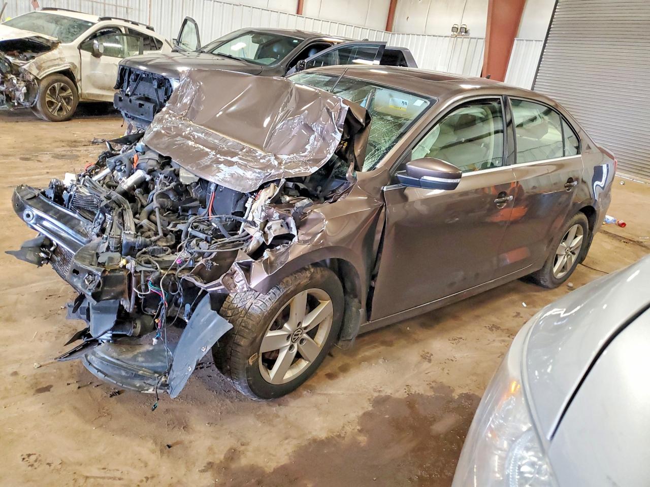 Salvage Volkswagen Jetta Image