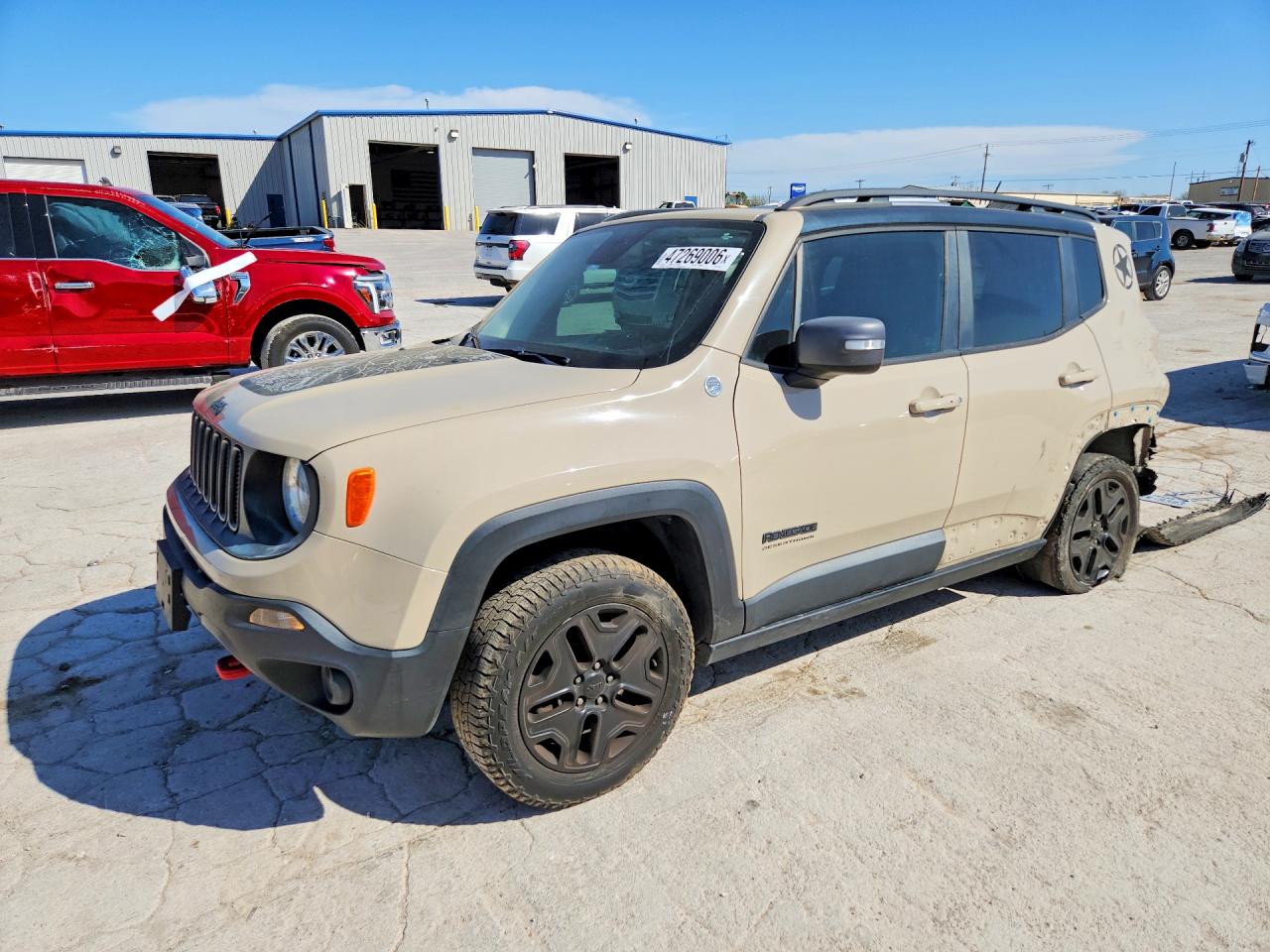 Salvage Jeep Renegade Image