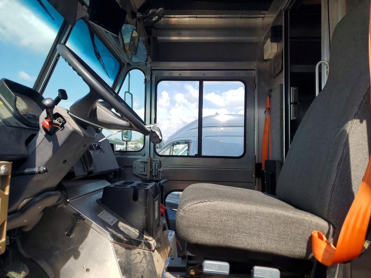 Freightliner Chassis