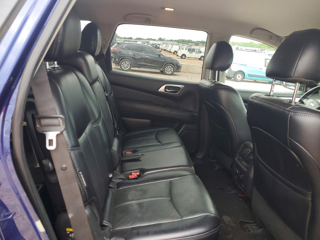 Nissan Pathfinder Sl