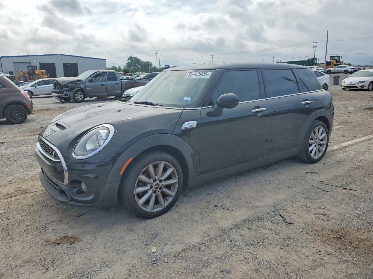 Salvage MINI Cooper Image