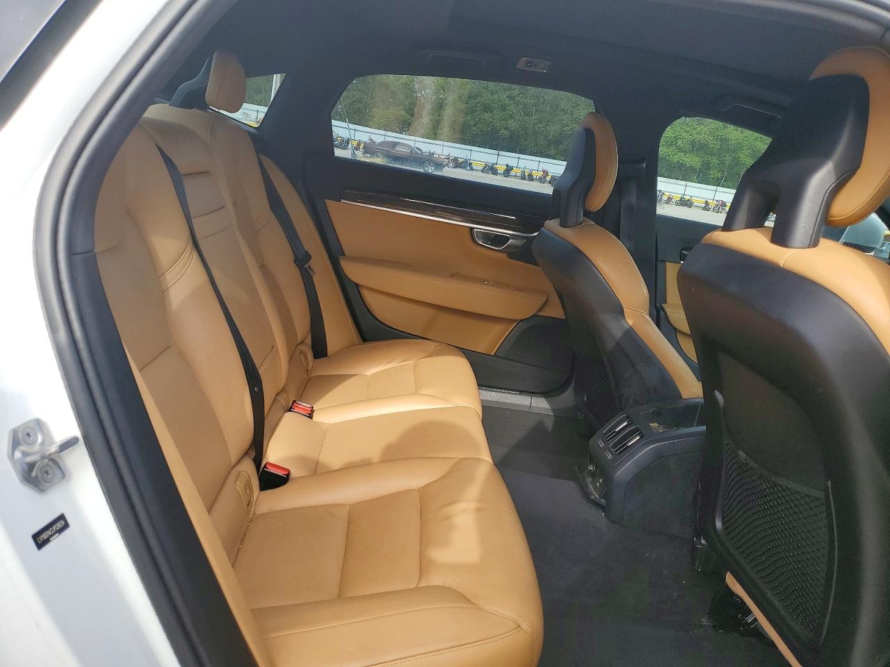 Volvo S90 T5 Momentum