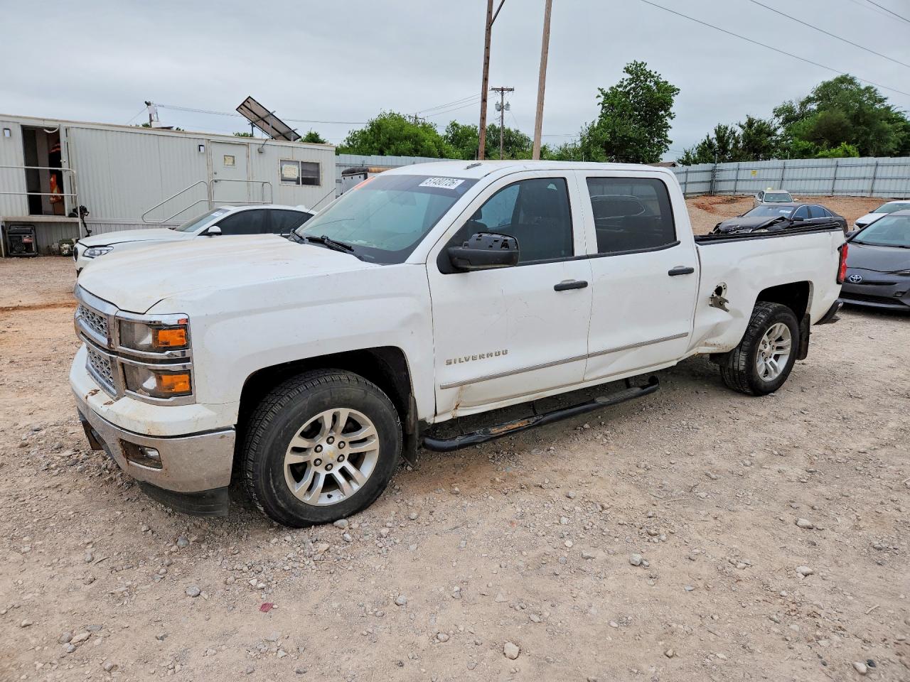 Salvage Chevrolet Silverado Image
