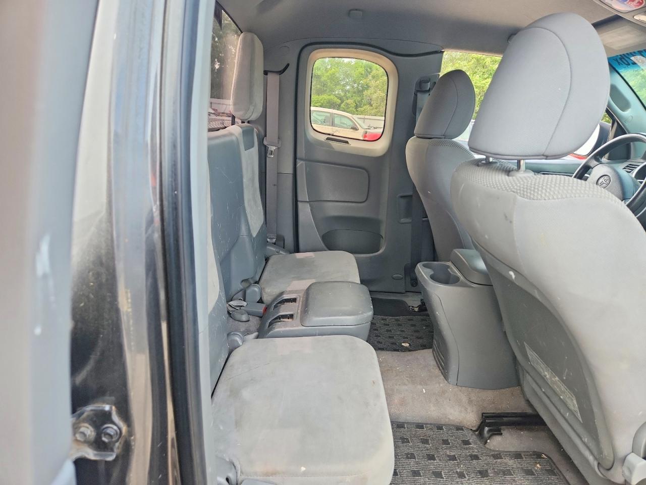 Toyota Tacoma Access Cab