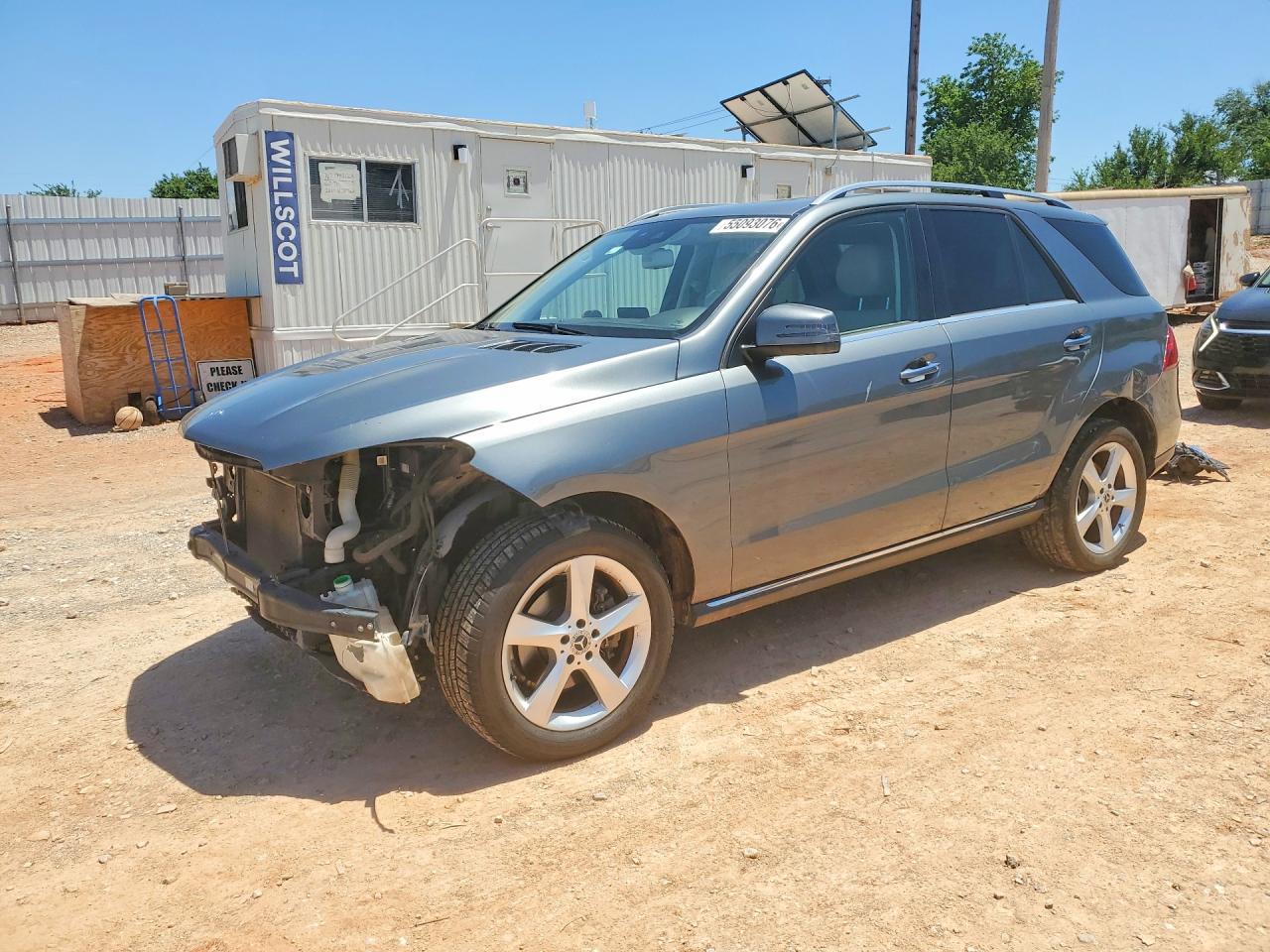 Salvage Mercedes-Benz GLE Image
