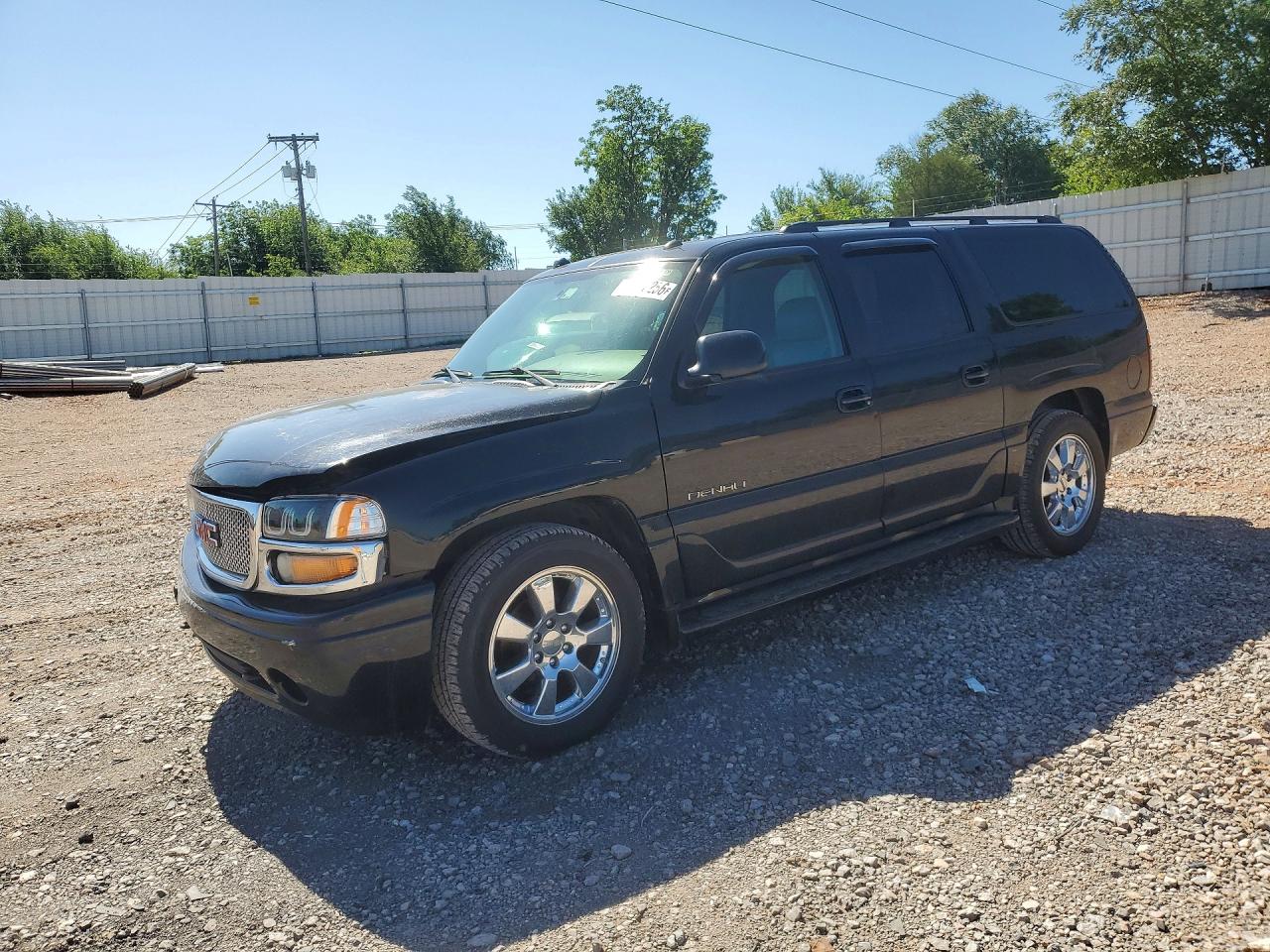 Salvage GMC Yukon Image