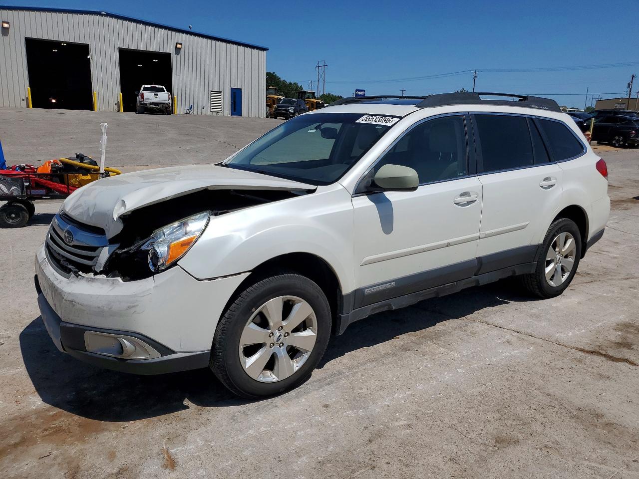 Salvage Subaru Outback Image
